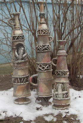 Vases 2009. Shamot, glazes, reduction. Height 80, 71, 50 cm.